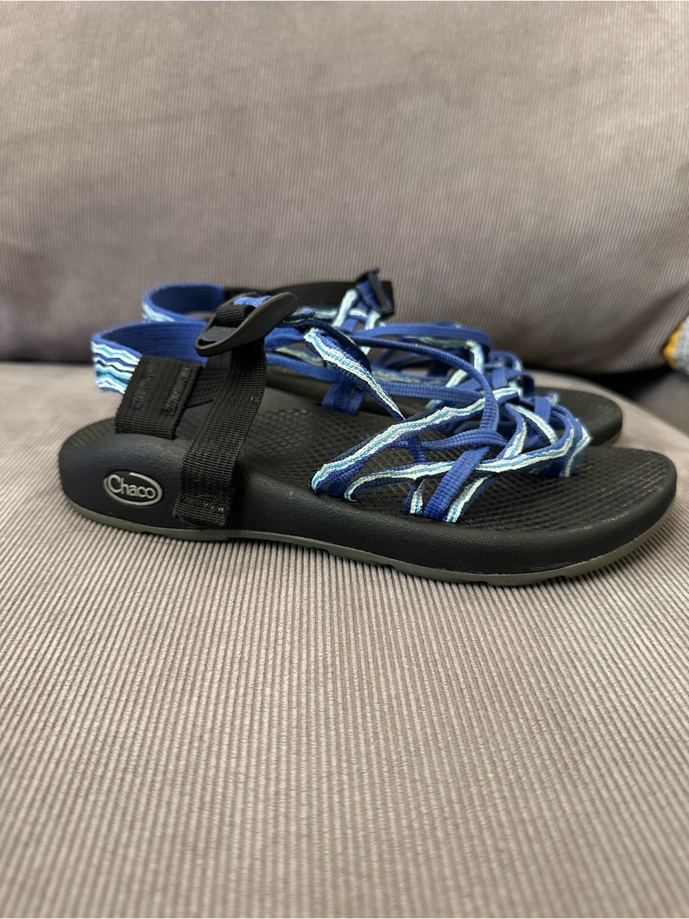 Chaco Womens Sz 7 Blue Strap Toe Loop Hiking Sandals Beach River Travel